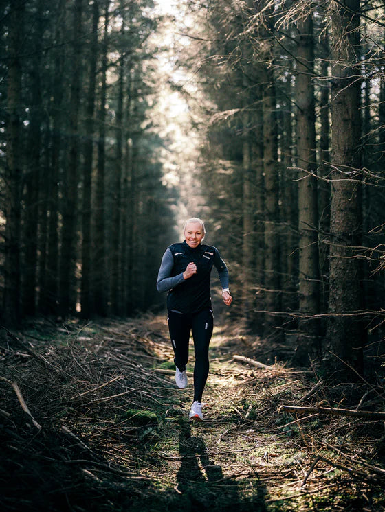 FUSION S1 Run Vest Damen BLACK Bild 8