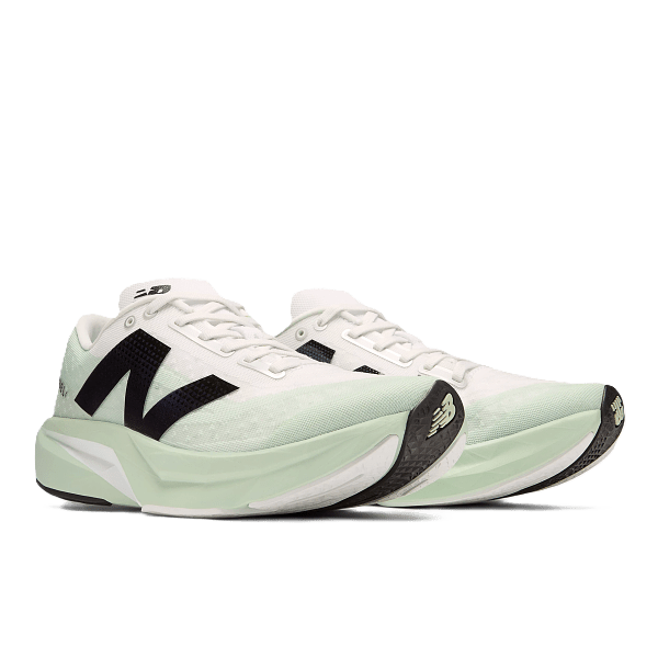 New Balance FuelCell Rebel v4 Damen CLASSIC BURGUNDY Bild 1