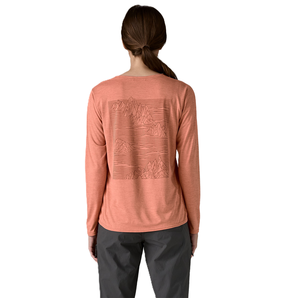 
                  
                    Patagonia Long-Sleeved Capilene® Cool Daily Graphic Shirt Damen Strataspire: Moment Pink X-Dye Bild 4
                  
                